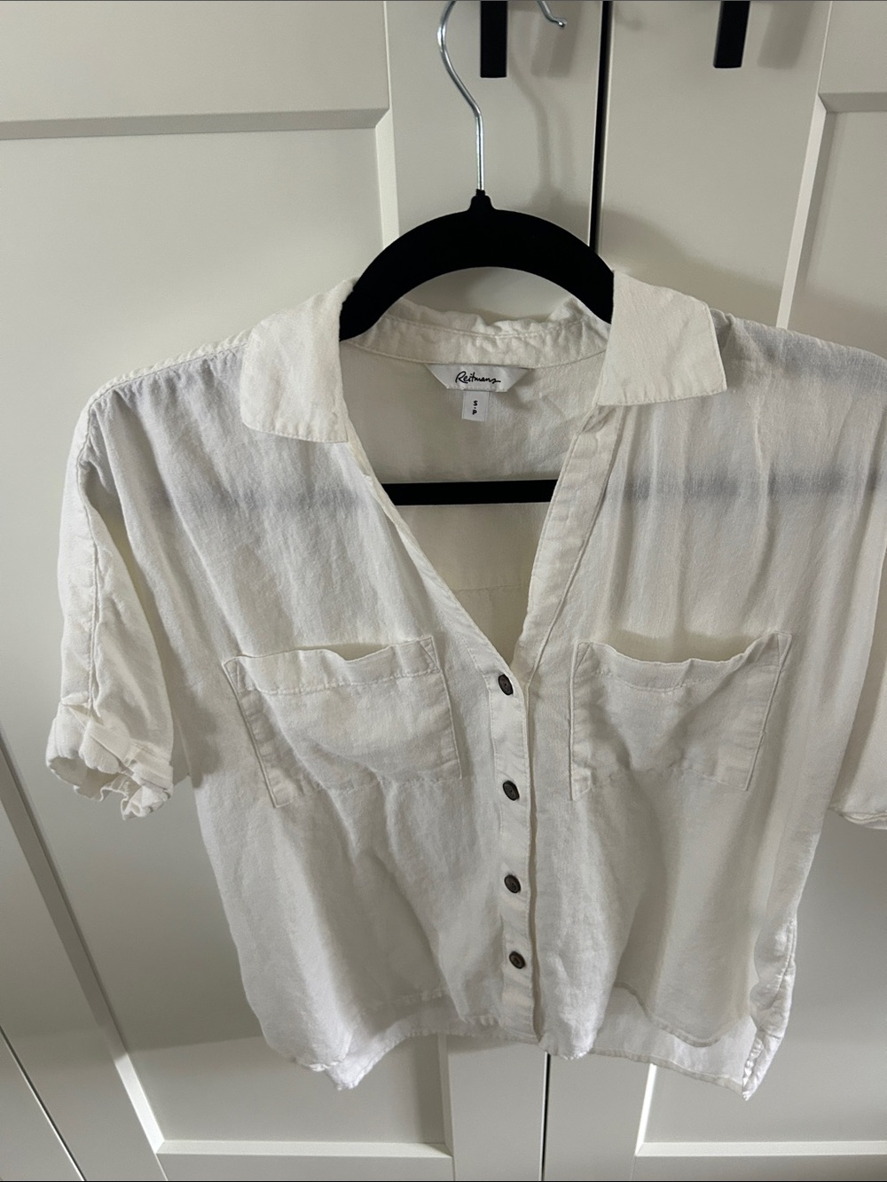 Women’s Reitmans Small White Short-Sleeve Button-Front Camp Shirt